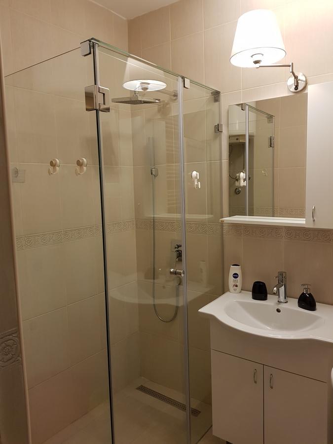 Sara - Modern Apartment In The City Center Novi Sad Ngoại thất bức ảnh